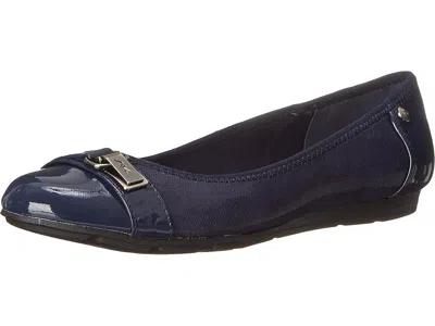 Anne Klein Akable Flat In Blue