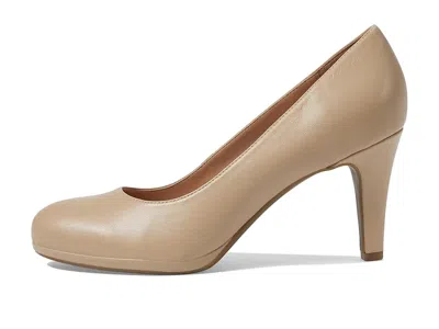 Naturalizer Michelle High