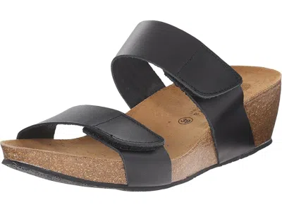 Eric Michael Liat In Black