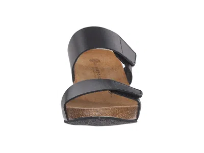 Eric Michael Liat In Black