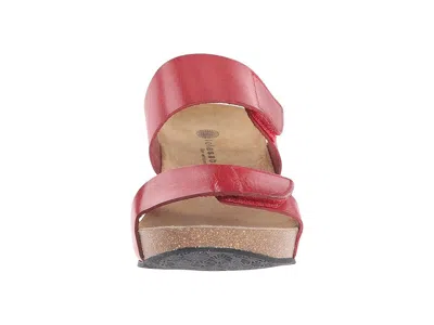 Eric Michael Liat In Red