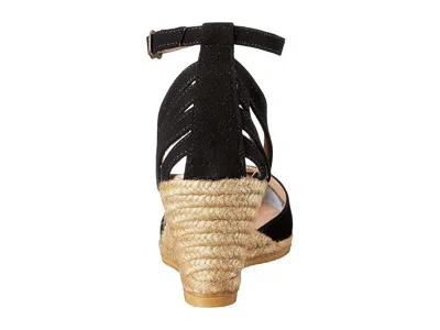 Eric Michael Vera In Black