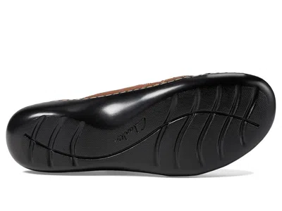Clarks Ashland Spin Q In Brown