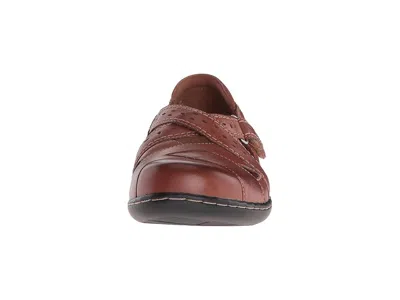 Clarks Ashland Spin Q In Brown