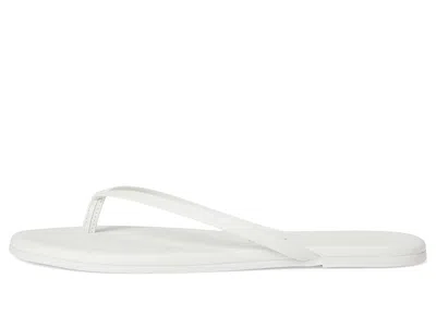 Tkees Solids In White