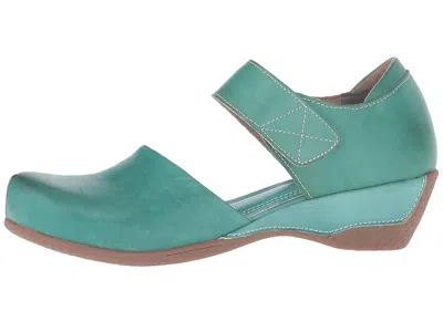 L'artiste By Spring Step Gloss In Green