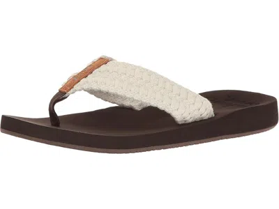 Reef Cushion Threads In White