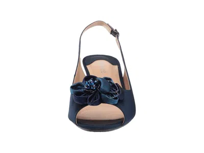J. Reneé Leonelle In Multi