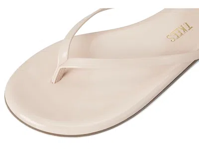 Tkees Glosses In White