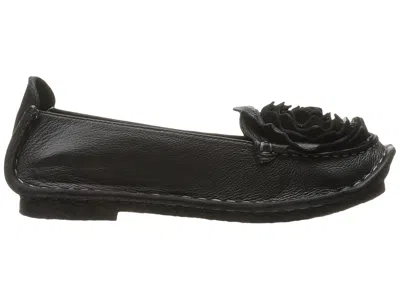 L'artiste By Spring Step Dezi In Black