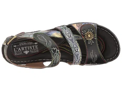 L'artiste By Spring Step Sumacah In Multi
