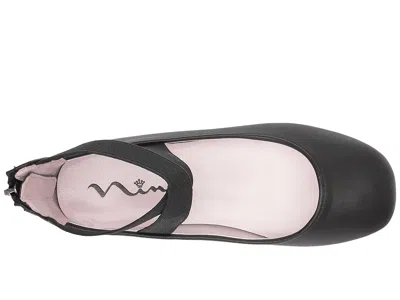 Nina Marissa Cross Strap Flat In Black