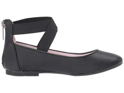 Nina Marissa Cross Strap Flat In Black