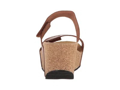 Eric Michael Lily In Brown