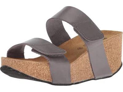 Eric Michael Lily In Gray