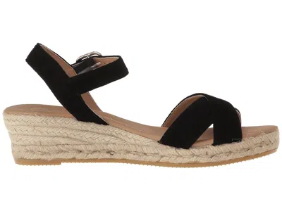 Eric Michael Ashley In Black