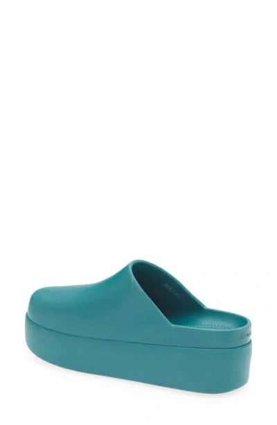 Crocs Dylan Platform Clog In Blue