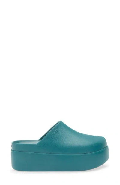 Crocs Dylan Platform Clog In Blue