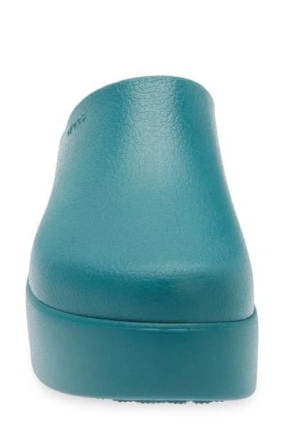 Crocs Dylan Platform Clog In Blue