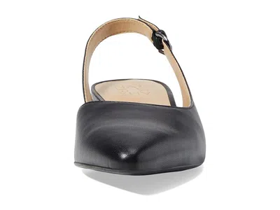 Naturalizer Banks In Black