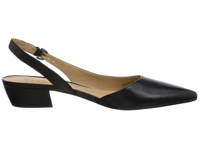 Naturalizer Banks In Black