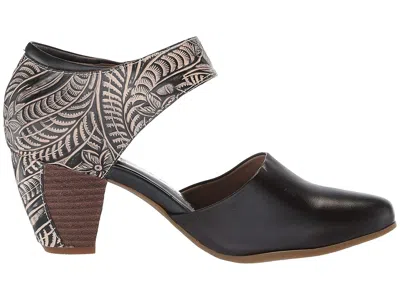 L'artiste By Spring Step Toolie In Black