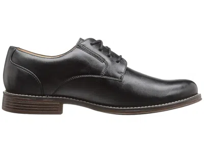 Dockers Fairway In Black
