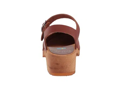 Mia Sofia In Brown