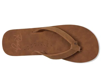 Roxy Melinda In Brown