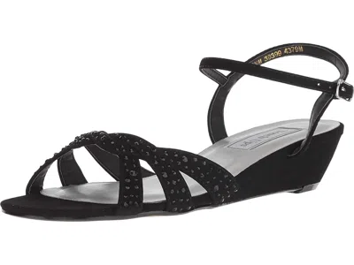 Touch Ups Lena In Black