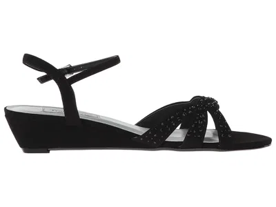 Touch Ups Lena In Black