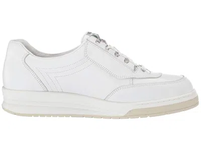 Mephisto Match In White