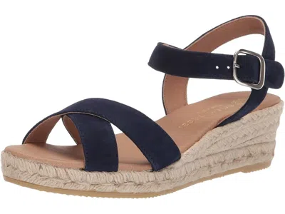 Eric Michael Ashley In Blue