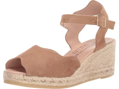 Eric Michael Lupa In Sand