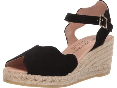 Eric Michael Lupa In Black