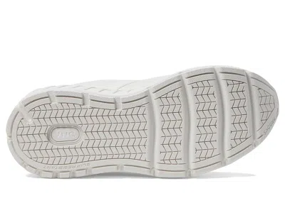 Brooks Addiction Walker V-strap 2 In White