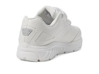 Brooks Addiction Walker V-strap 2 In White