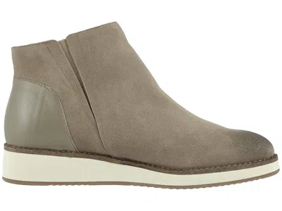 Softwalk Wesley In Brown