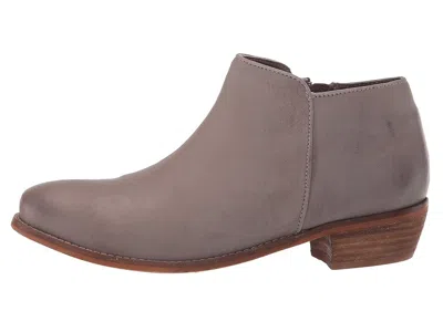 Softwalk Rocklin In Brown