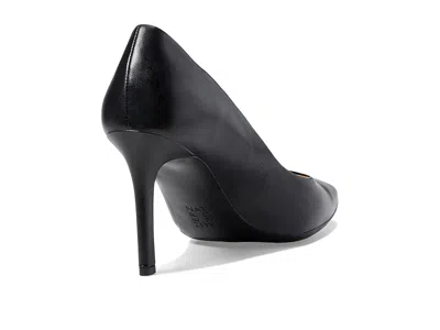 Naturalizer Faelyn Womens Cushioned Footbed Pointed Toe Pumps In Black