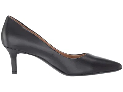 Naturalizer Everly In Black