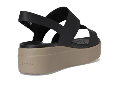 Crocs Brooklyn Low Wedge In Black