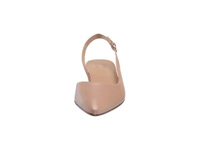 Naturalizer Banks In Neutral