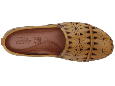 Spring Step Fusaro In Yellow