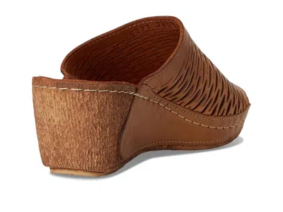 Spring Step Cunacena In Brown