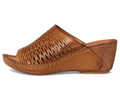 Spring Step Cunacena In Brown