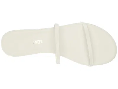 Tkees Gemma In White