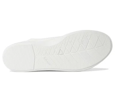 Vionic Beach Pismo Sneakers In White