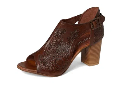 Roper Mika Closed Back