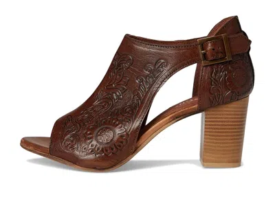 Roper Mika Closed Back